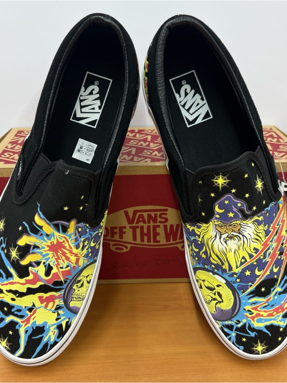 Vans Men’s Glow Wizard Size 11 EU 44.5 Canvas Classic Slip On Sneakers